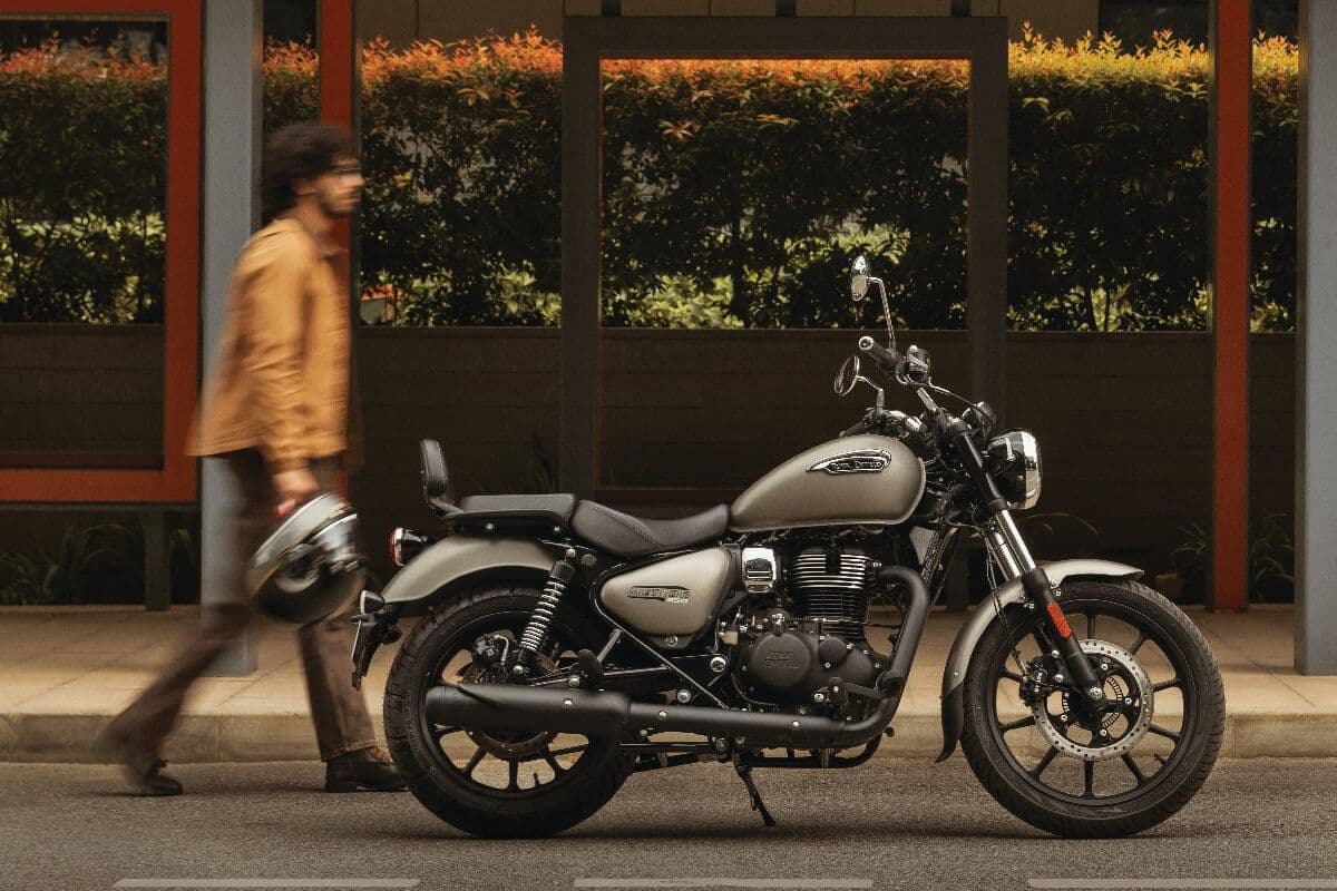 गर्मियों में क्रूजर बाइक की परफॉर्मेंस कैसे रखें टॉप? जानिए आसान तरीके