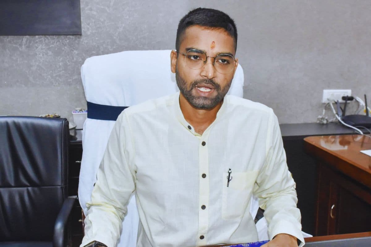 अगर दीपक प्रकाश हटे तो कौन बनेगा मंत्री, कई नामों की चर्चा शुरू