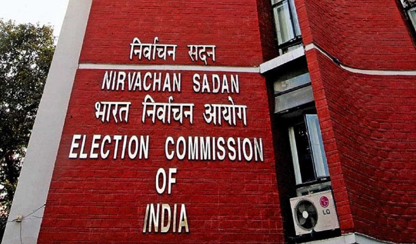 चुनाव आयोग पश्चिम बंगाल में बढ़ायेगा ऑब्जर्वरों की संख्या, लायेगा वोटरों का सप्लीमेंटरी लिस्ट