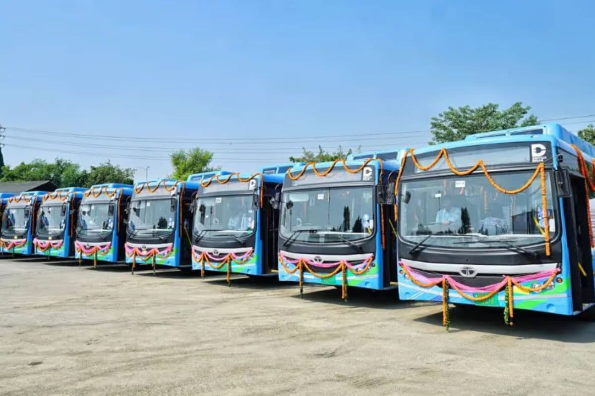 बिहार के इन जिलों में पीएम ई-बस योजना के तहत इलेक्ट्रिक बसों का परिचालन, सांसद ने क्या दी जानकारी?