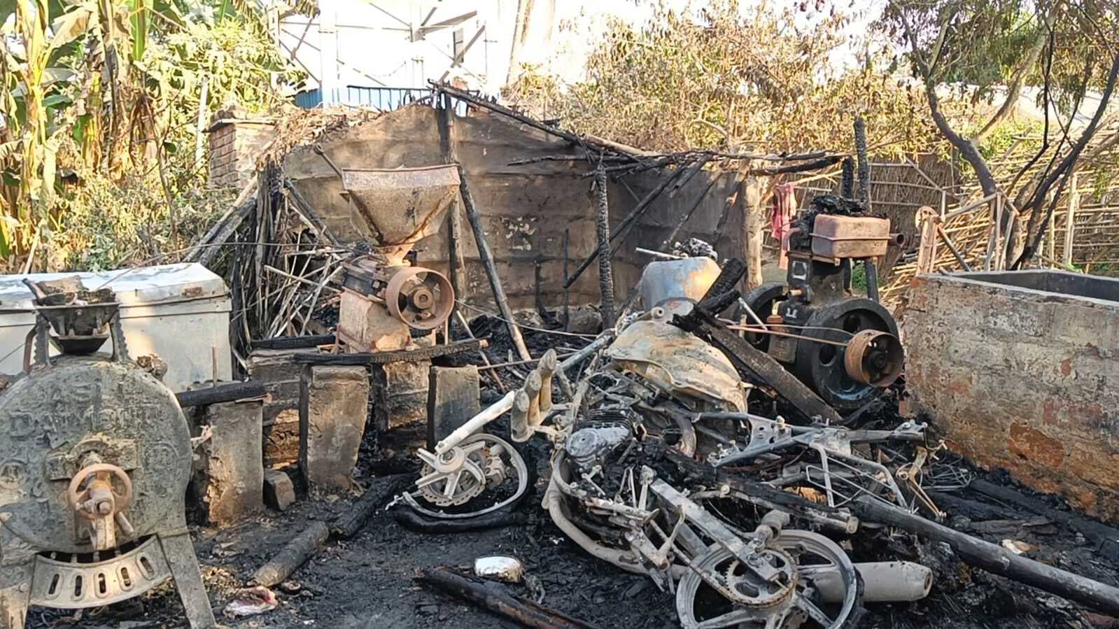 दो जगहों पर अगलगी में नौ घर जले, लाखों की संपत्ति का नुकसान