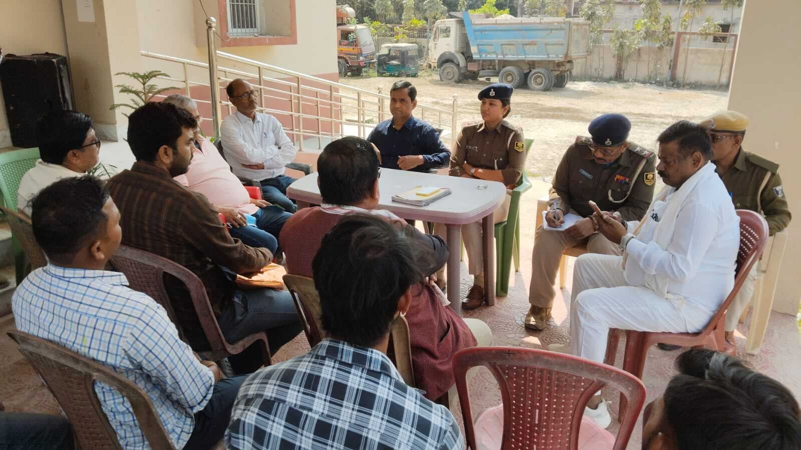 सालमारी में शांति समिति की बैठक आयोजित की गई