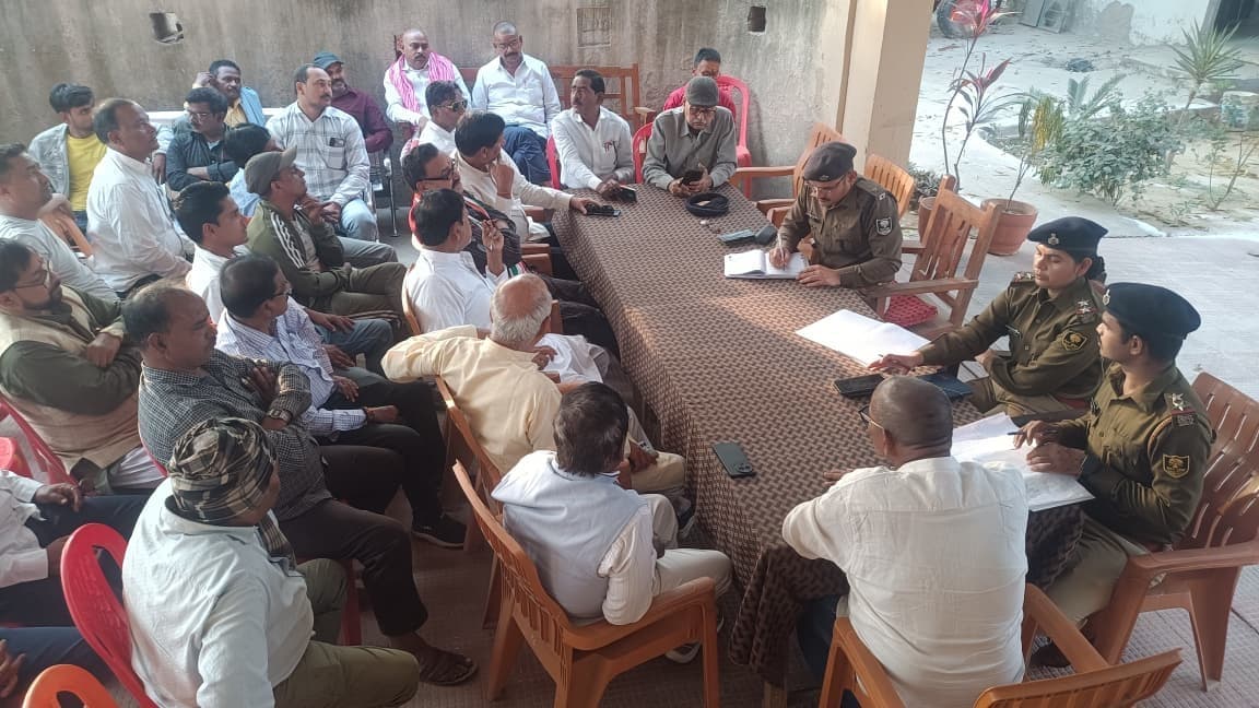 शांतिपूर्ण माहौल में मनायें होली, जबरन न फेकें किसी पर रंग