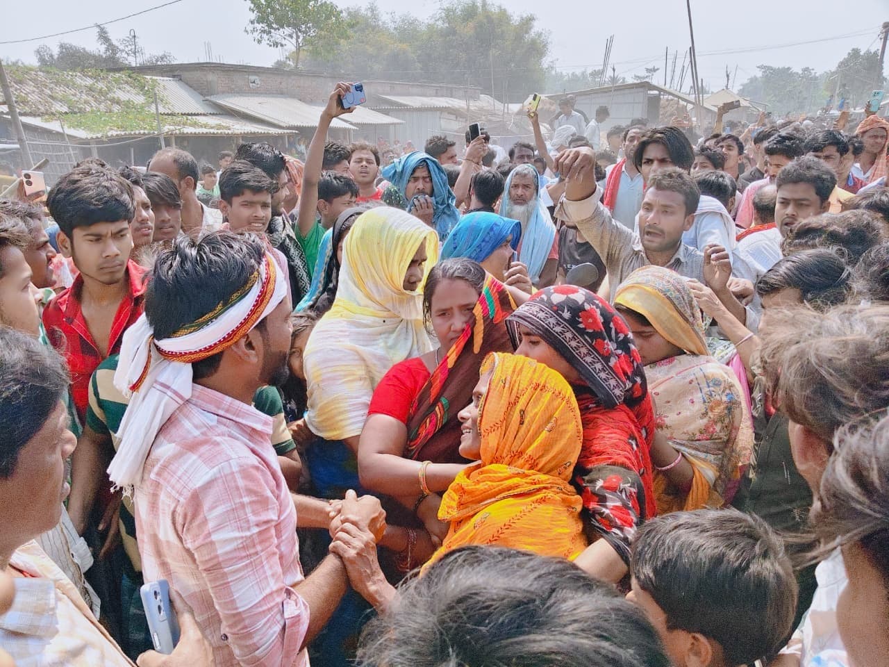 कोढ़ा में एक दिन पहले लापता नौ वर्षीय बच्ची की गला रेतकर हत्या