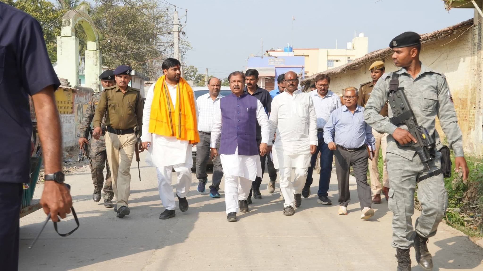 सड़कों के निर्माण में लापरवाही बर्दाश्त नहीं : दिलीप जायसवाल