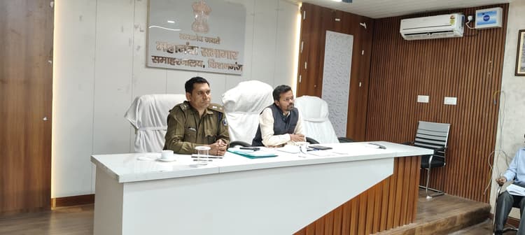 डीजे पर पूर्ण प्रतिबंध, संवेदनशील स्थलों पर पुलिस बल की तैनाती, अवैध शराब पर सख्ती