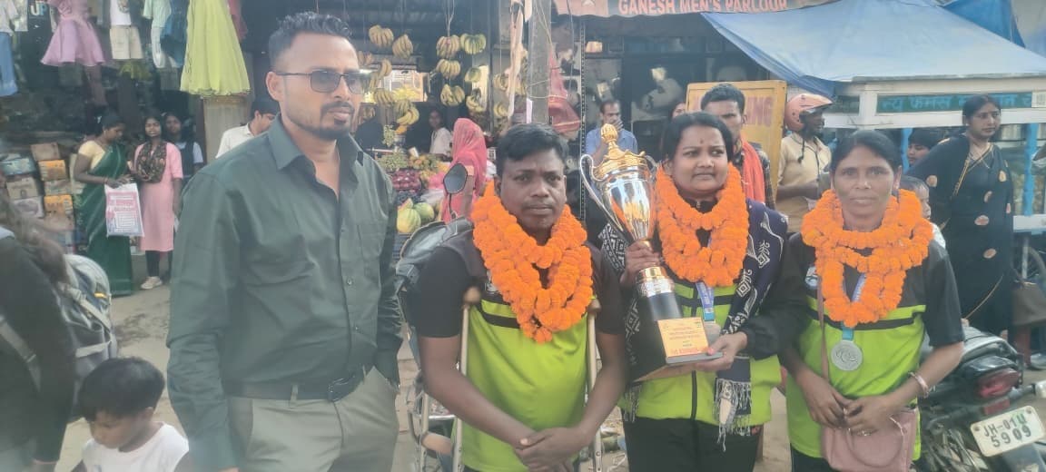 पारा वॉलीबॉल में खूंटी के खिलाड़ियों ने किया अच्छा प्रदर्शन