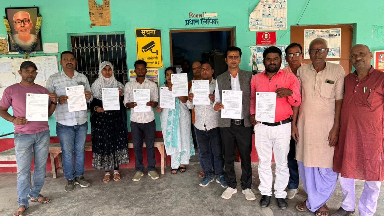 काॅलेज में शिक्षक व शिक्षकेत्तर कर्मियों का चयन