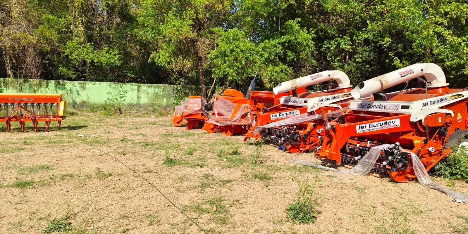 कृषि मॉडल सेंटर को मिले आधुनिक यंत्र, किसान देख सकते हैं कार्यप्रणाली