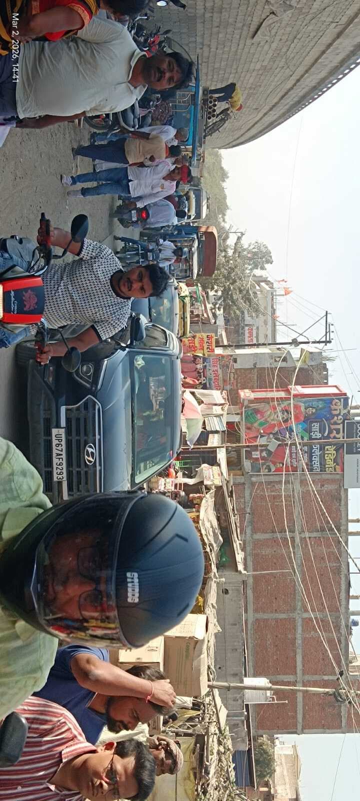 चांदनी चौक पर दिनभर लगा जाम, होली खरीदारी में लोग परेशान