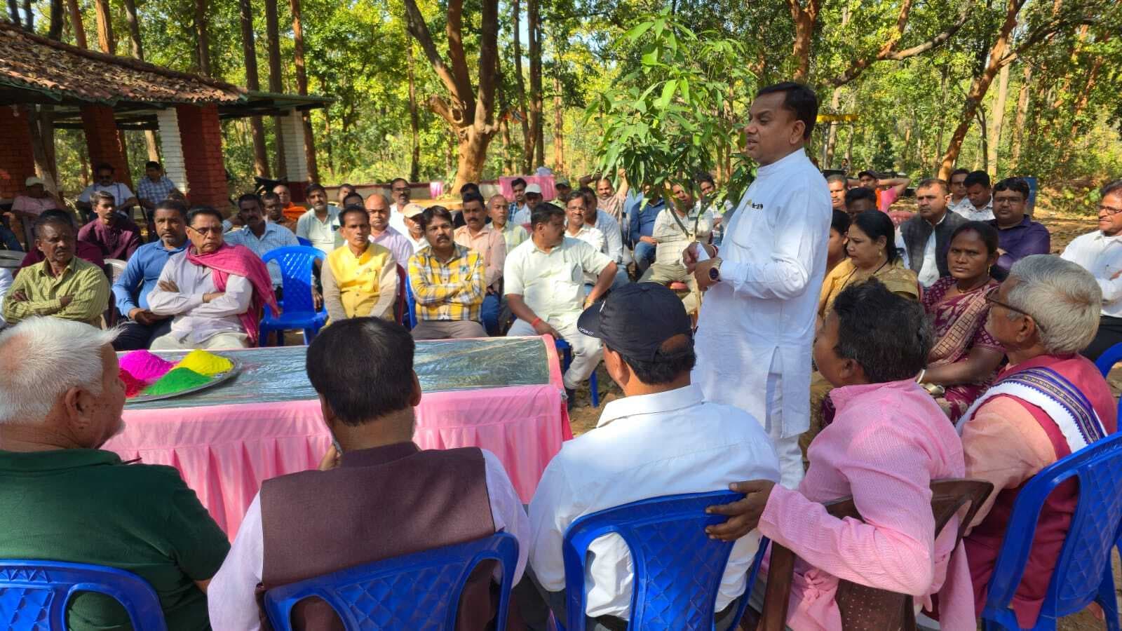 भाजपा खलारी मंडल ने किया होली मिलन