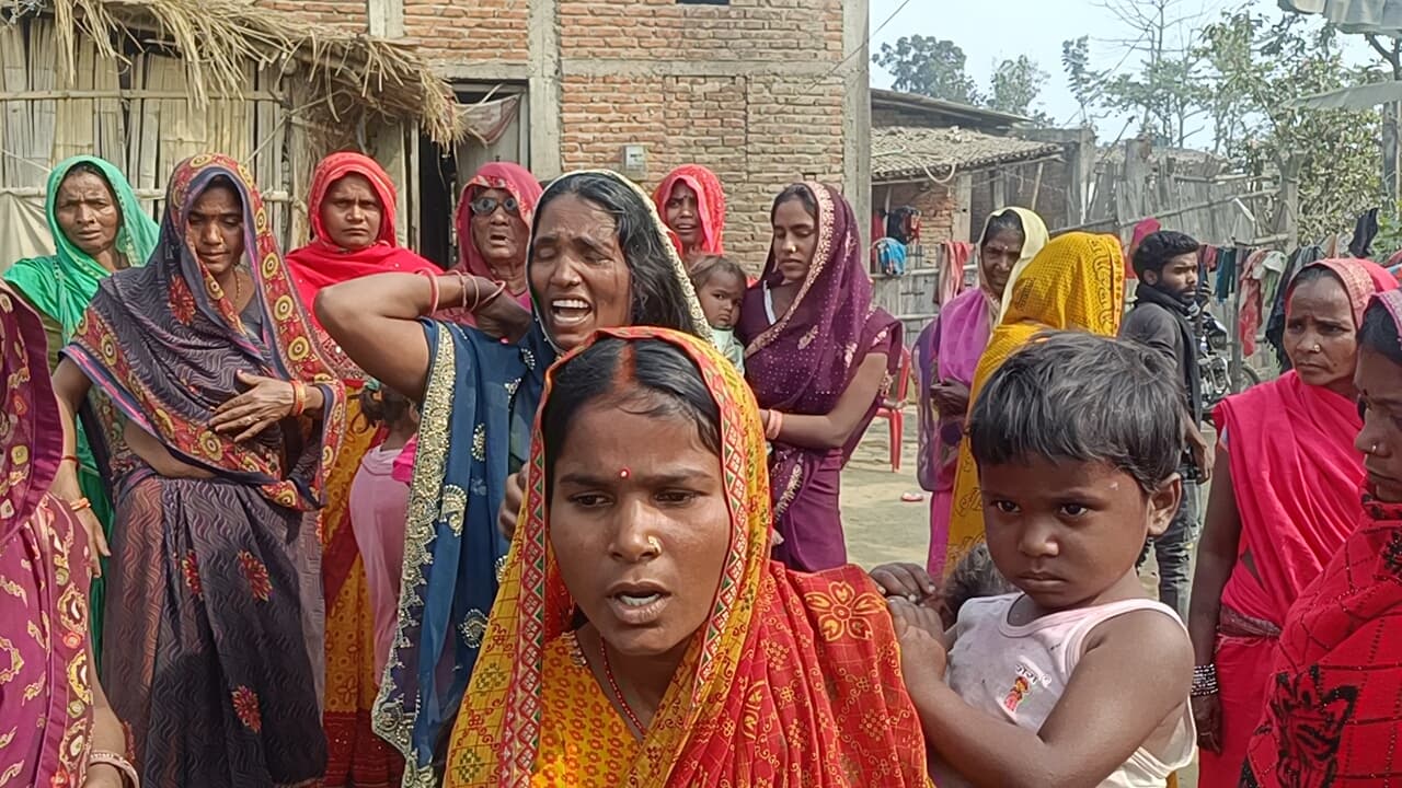 रफ्तार का कहर : एनएच 27 पर रेलिंग से टकराई बाइक, दोनों युवक की मौत