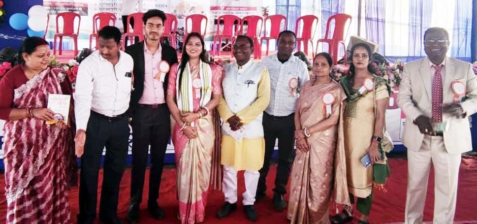 सूरजापुरी महोत्सव में बढ़ाया बायसी का मान