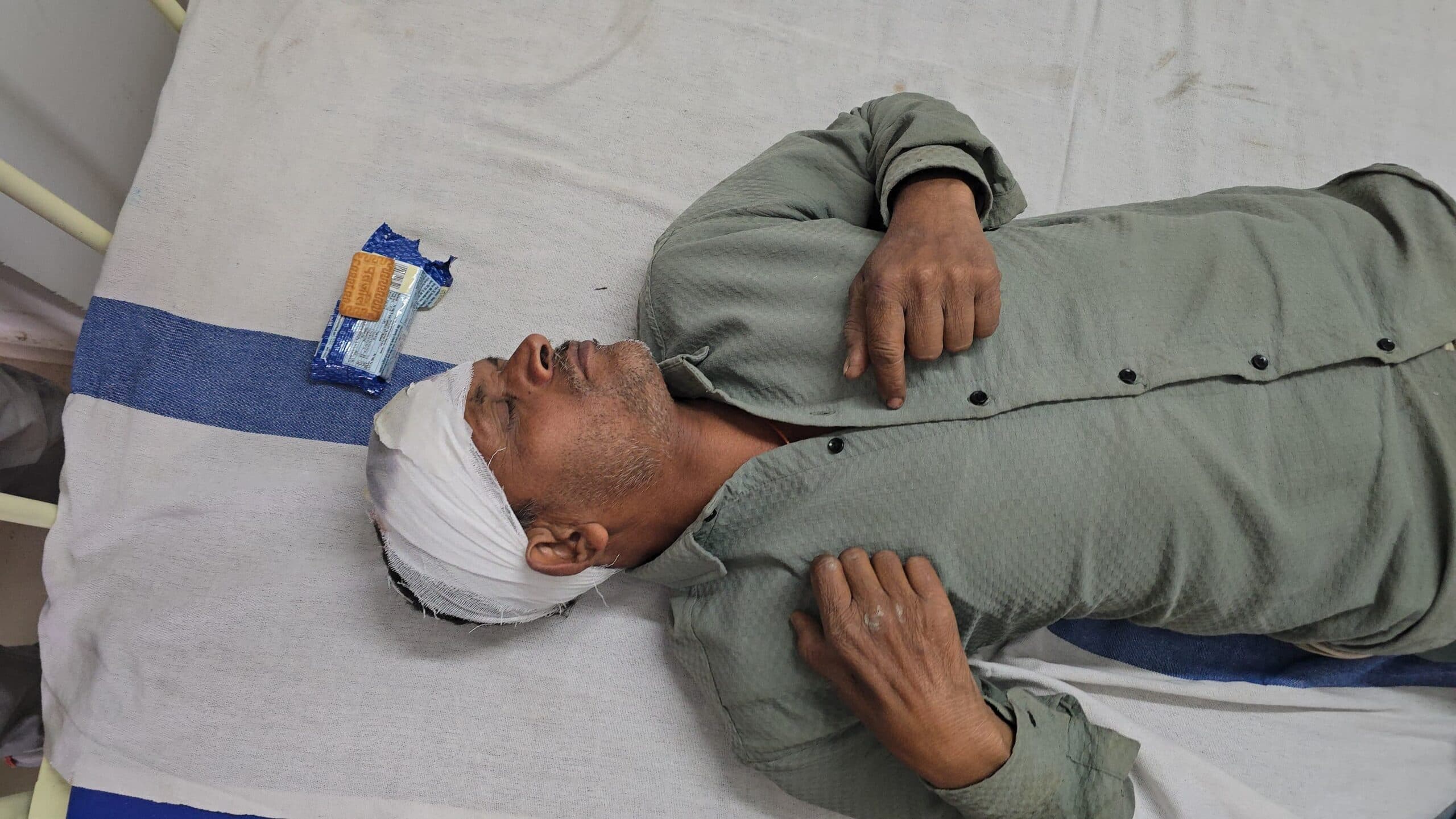 दो पक्षों के बीच हिंसक झड़प, जख्मी