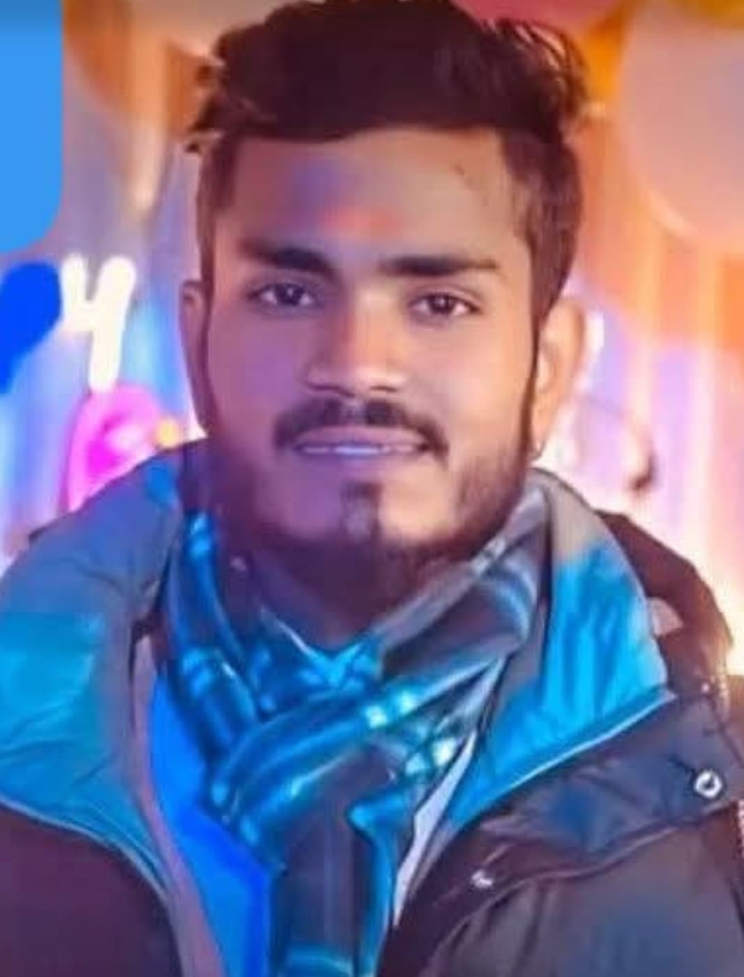 पेड़ से टकरायी बाइक, युवक की हुई मौत