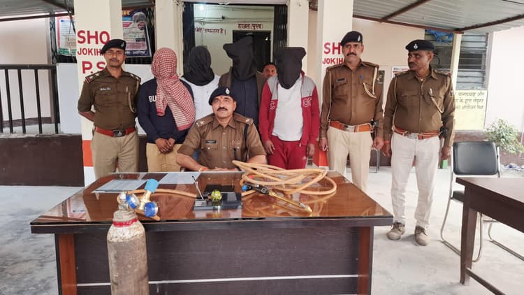 एटीएम कटर गिरोह का खुलासा, अंतरराज्यीय गिरोह के चार बदमाश गिरफ्तार