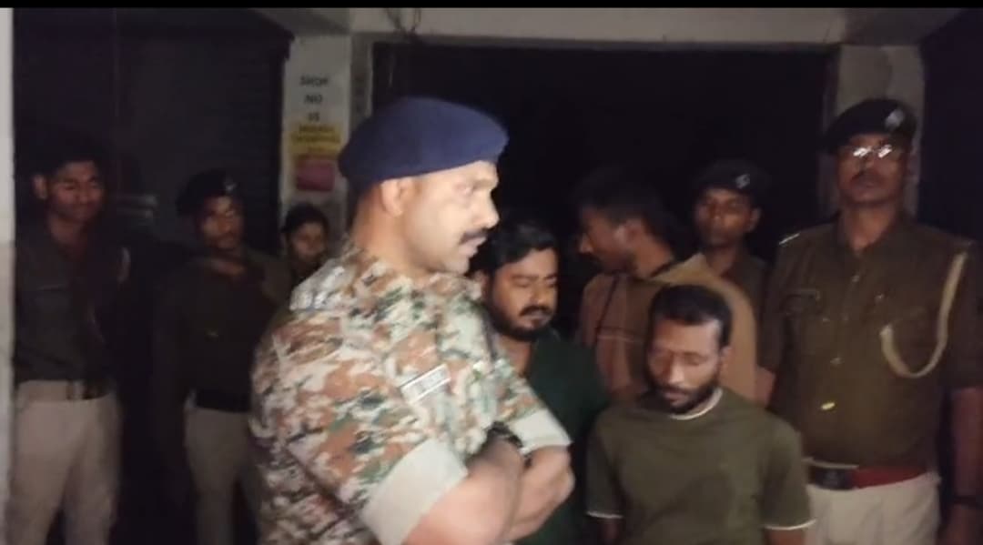 दो शराबी को पुलिस ने किया गिरफ्तार