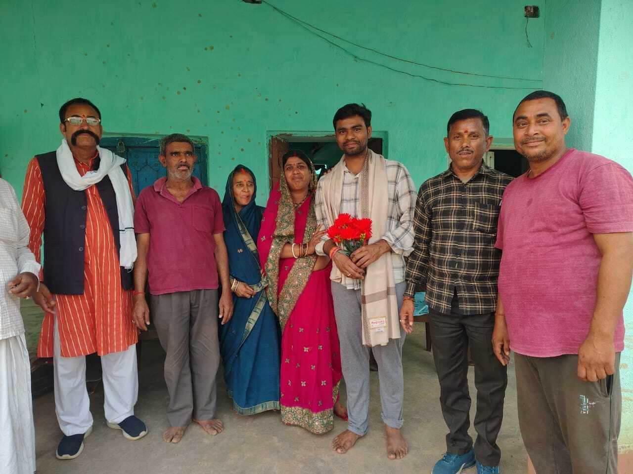 चकाई के लाल मुकेश बने आइएएस, यूपीएससी परीक्षा में हासिल किया 465वां रैंक