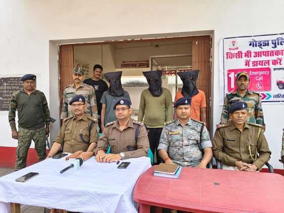 महागामा में वाहन चोरी के तीन आरोपी गिरफ्तार, चोरी का चार ऑटो बरामद