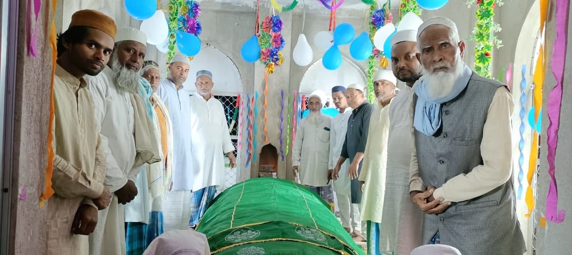 धूमधाम से मनाया गया हजरत सैयद सुल्तान शाह रहमतुल्ला अलैही का उर्स