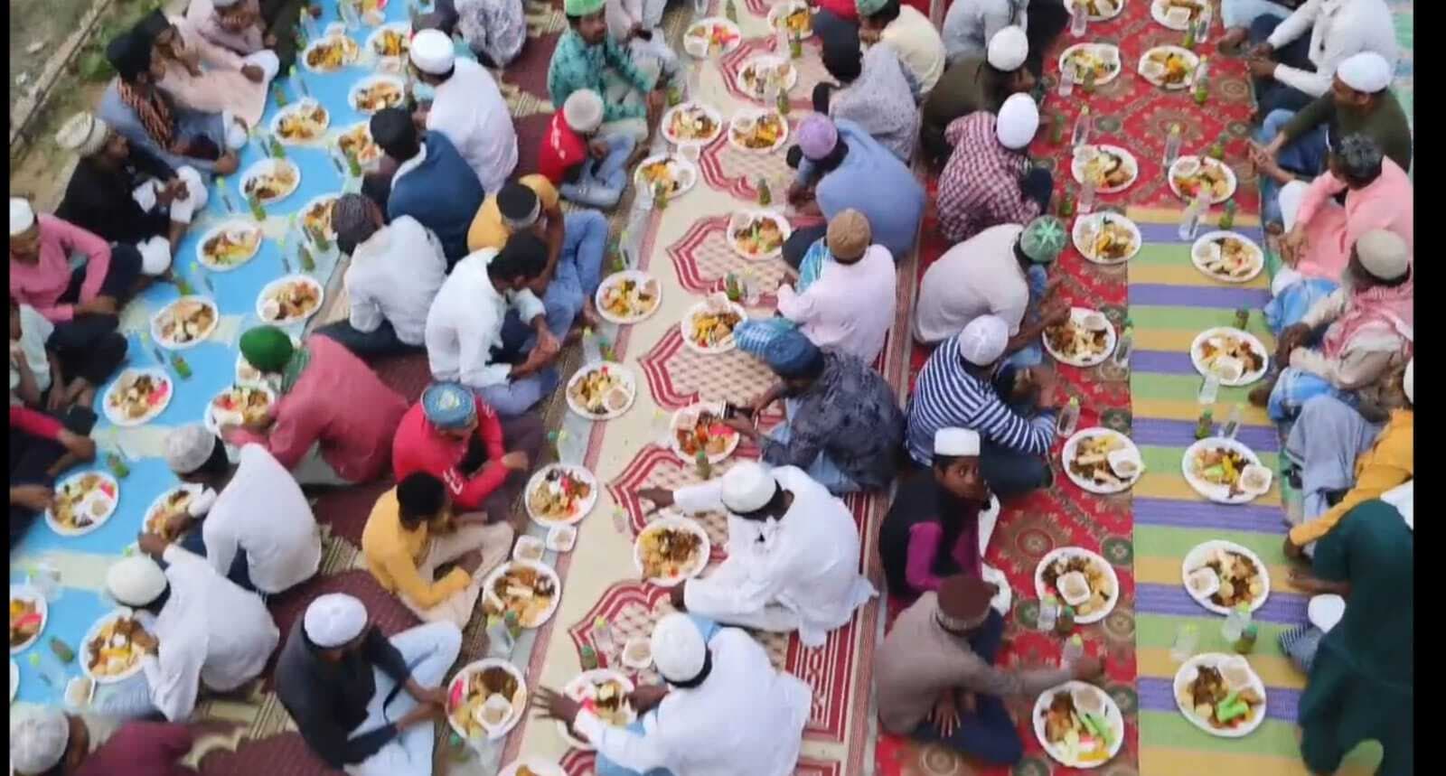 इफ्तार पार्टी में मुल्क की तरक्की के लिए मांगी दुआ