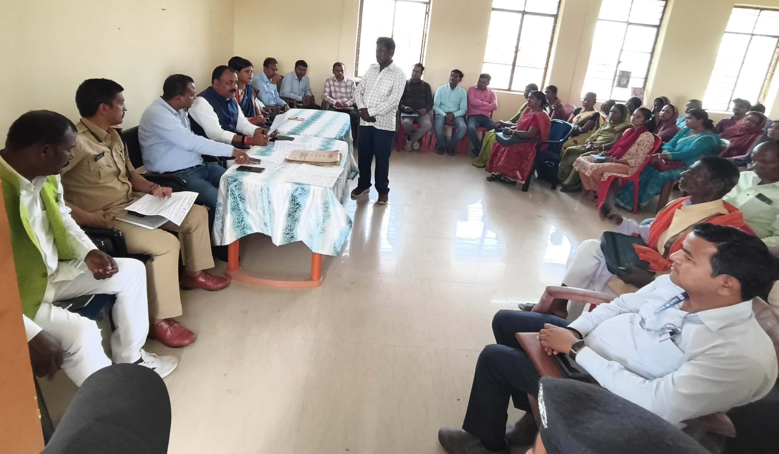 बनमनखी में 14 से 16 मार्च को राजकीय दीनाभद्री महोत्सवबनमनखी में दीनाभद्री महोत्सव को लेकर समीक्षा बैठक