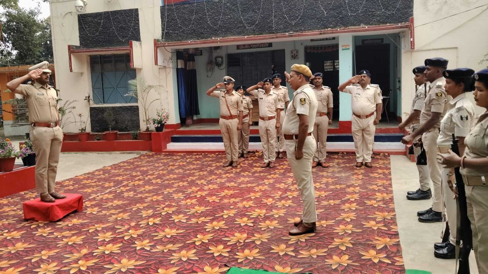 आबादपुर थाना का एसपी ने किया निरीक्षण, दिये कई निर्देश