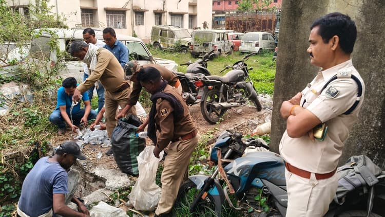 903 लीटर शराब किया गया नष्ट