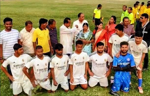 उद्घाटन मैच में मुबारकचक मुंगेर की टीम 3-1 से विजयी