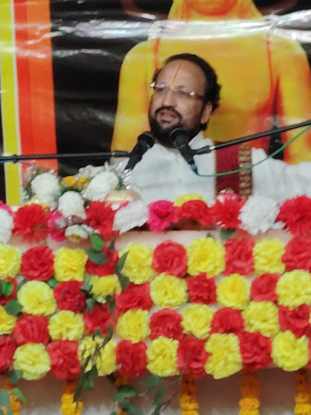 संसार में परोपकार से बड़ा कोई धर्म नहीं : प्रभंजनानंद