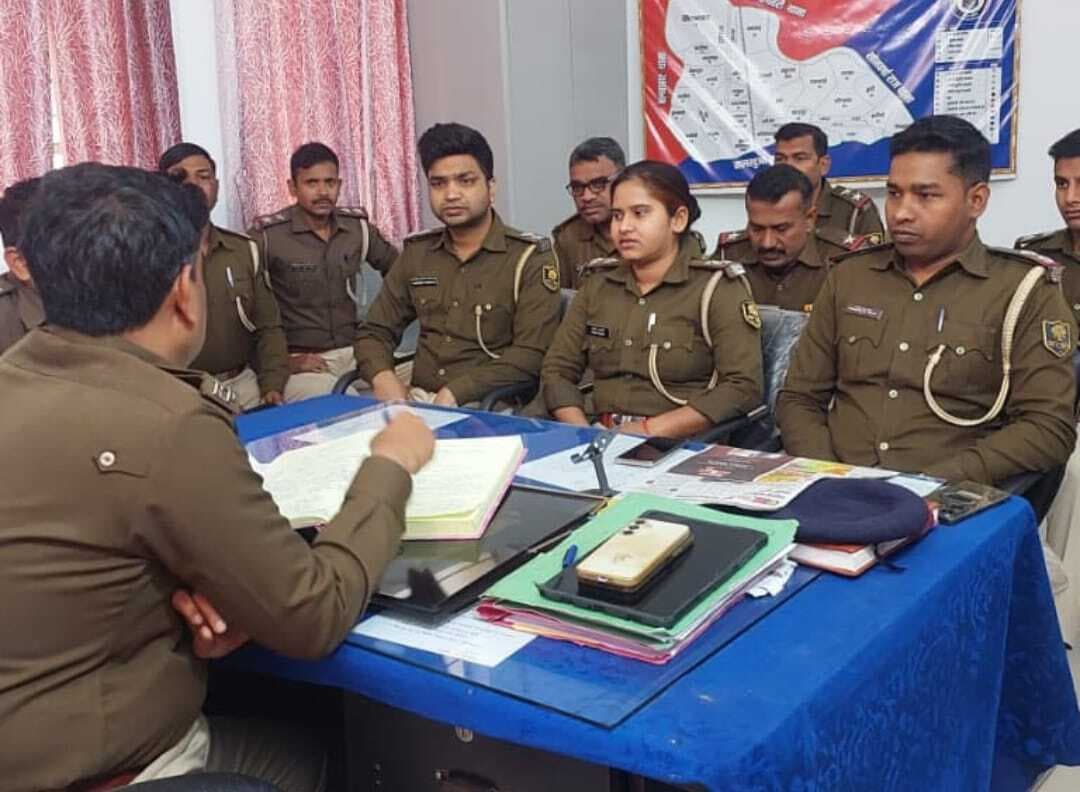 जेल से छूटे अपराधियों पर नजर बनाये रखें  : थानाध्यक्ष