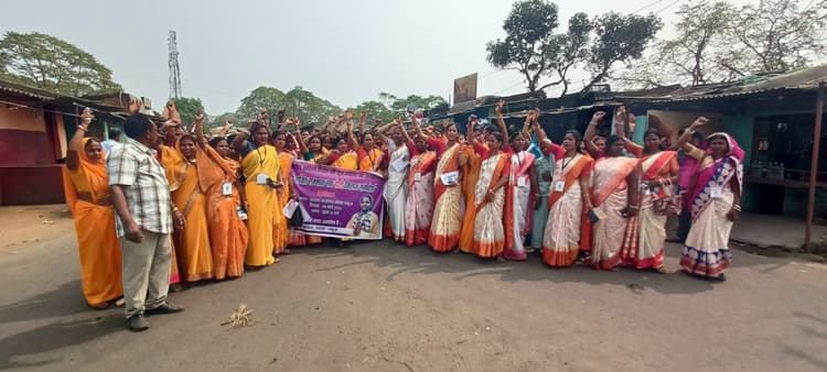 Deoghar news : नारी शक्ति सम्मान कार्यक्रम के जरिये महिलाओं को अधिकारों के प्रति किया जागरूक