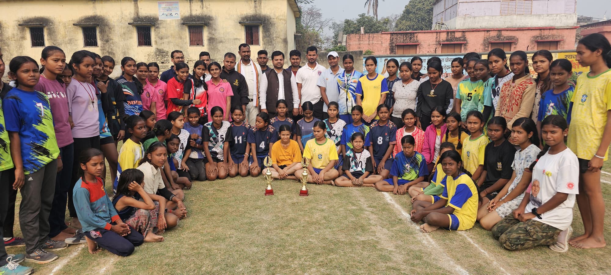 प्लस टू प्रोजेक्ट गर्ल्स हाई स्कूल ने संत मेरी इंग्लिश स्कूल को 6-5 से किया पराजित