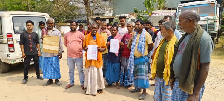 पोखर में मछली पकड़ने को लेकर दो पक्षों में मारपीट, थाने में दिया आवेदन