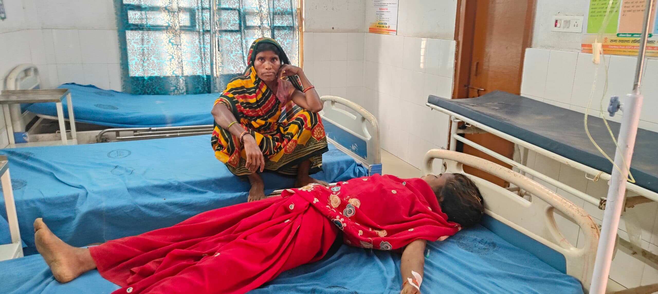 चेनारी में ईंट भट्ठा महिला मजदूर की संदिग्ध मौत, अस्पताल में शव छोड़ पति फरारचेनारी में ईंट भट्ठा महिला मजदूर की संदिग्ध मौत, अस्पताल में शव छोड़ पति फरार