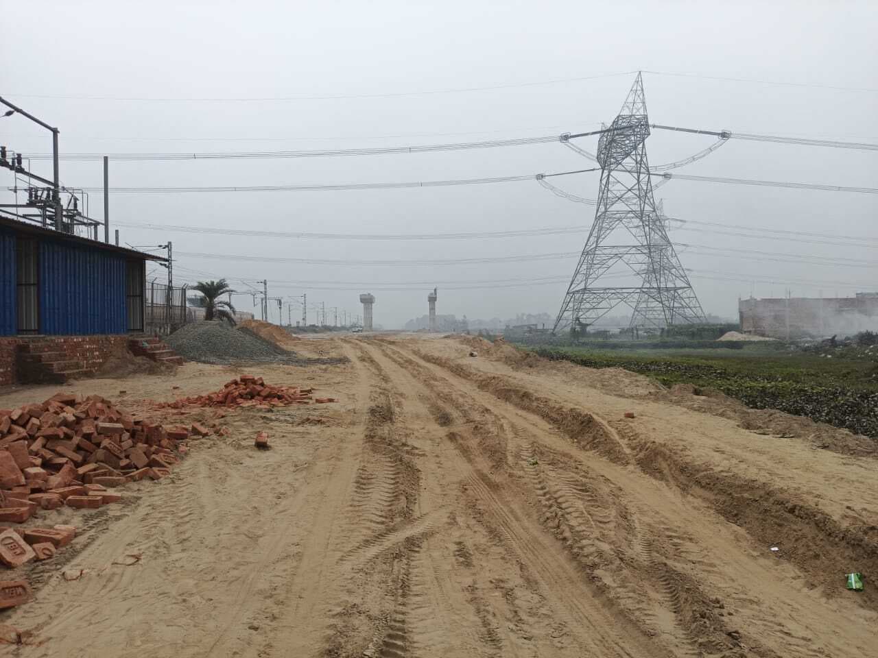 माॅनसून से पहले रेलवे एप्रोच रोड पर फर्राटे भरेंगे वाहन