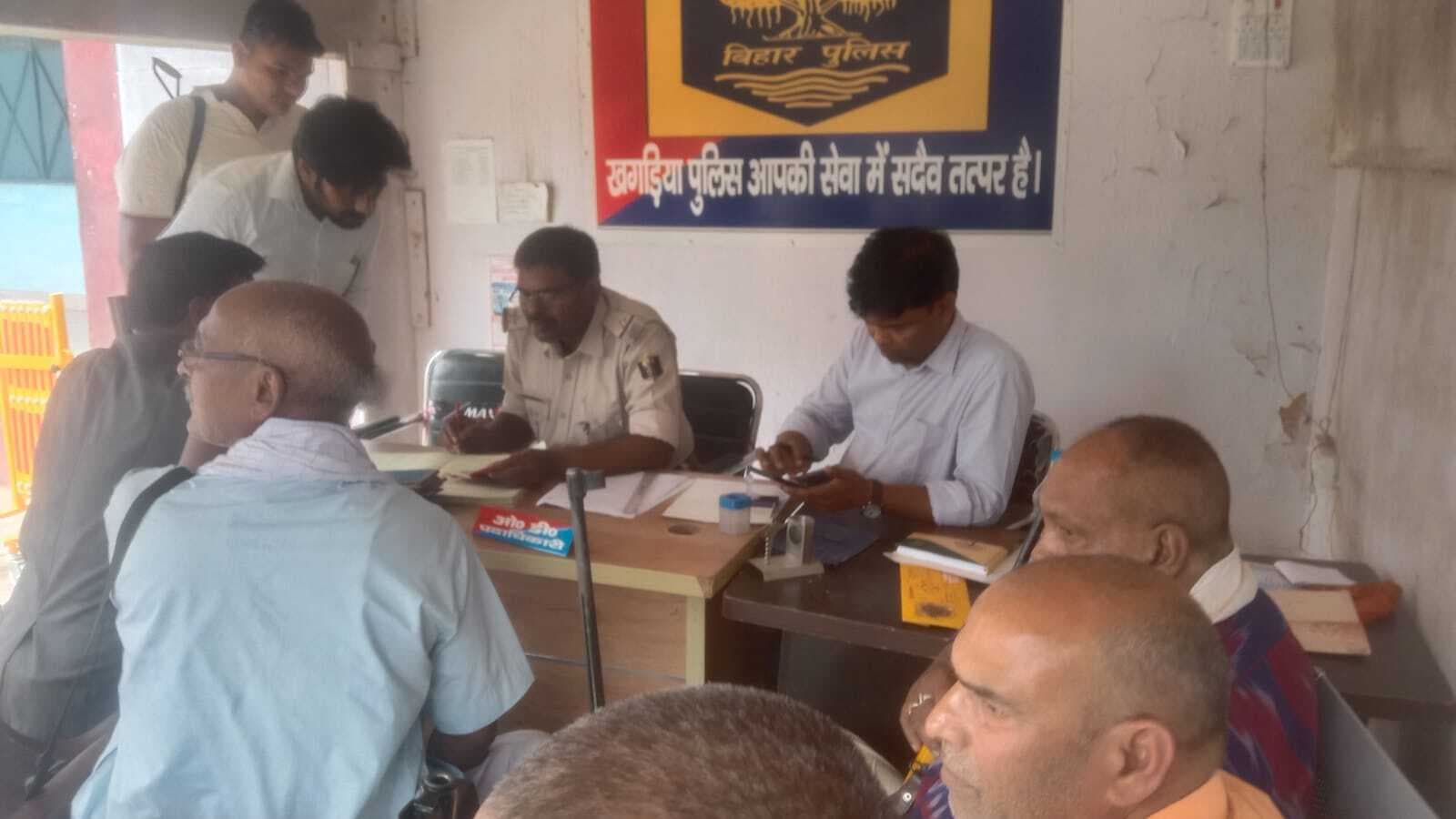 पंचायत चुनाव की आहट के बीच परबत्ता थाना में शस्त्र सत्यापन तेज, 23 हथियारों की हुई जांच