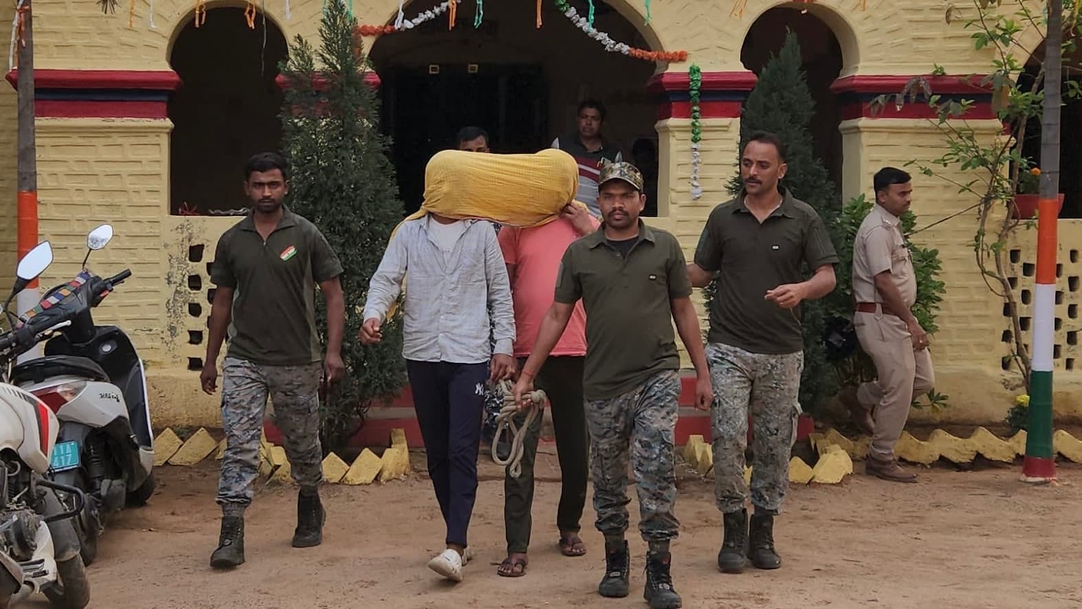 Giridih News : आपसी रंजिश में ट्रैक्टर से कुचल कर दी थी चालक की हत्या