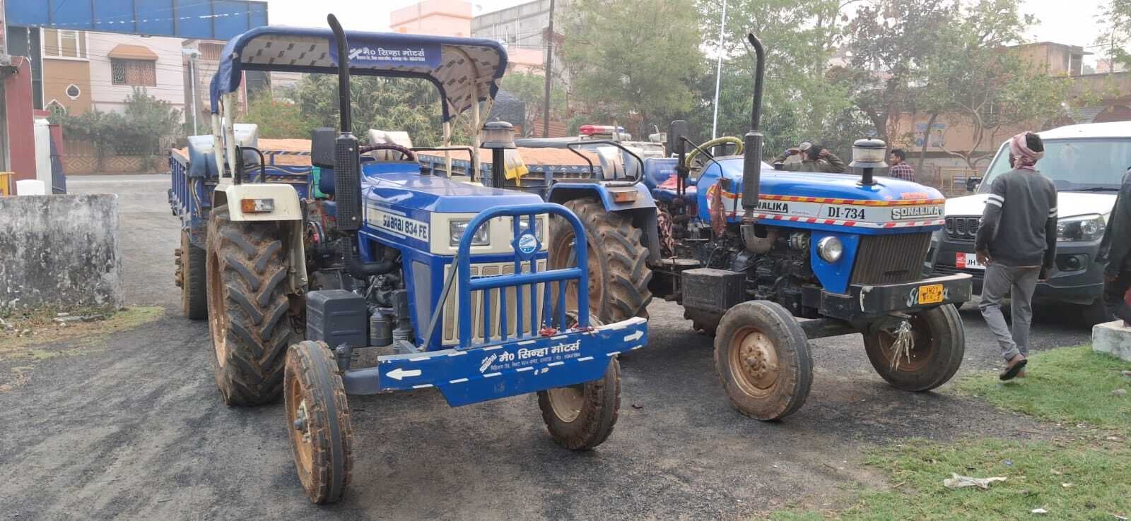 जामताड़ा में कोयला व बालू लोड चार वाहन जब्त