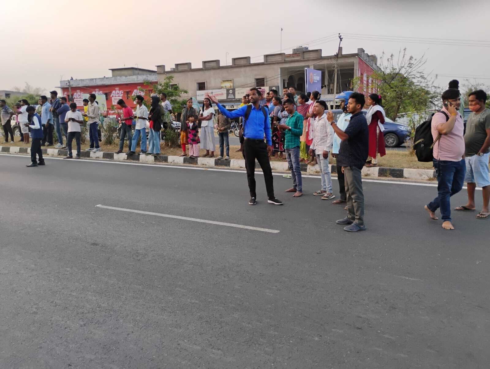 रांची से छत्तीसगढ़ जा रही बस में लगी आग, सभी यात्री सुरक्षित