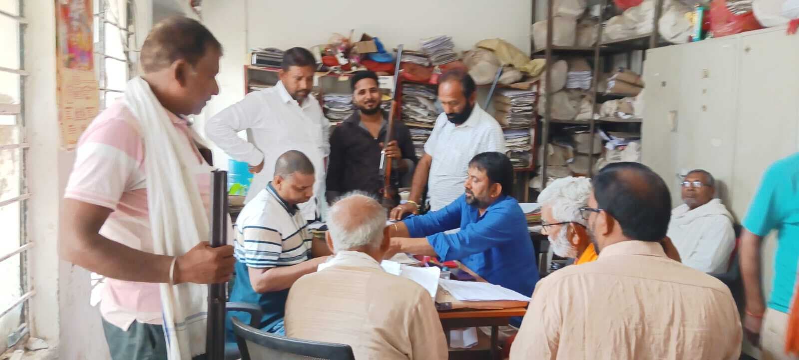 लाइसेंसी हथियारों का थाना में किया जा रहा भौतिक सत्यापन