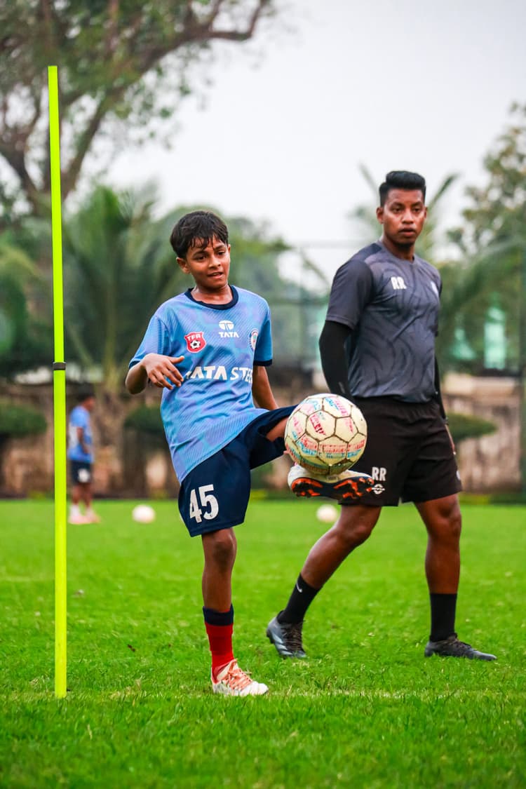 Aiff youth league match at jrd tata soprts complex : एआइएफएफ यूथ फुटबॉल लीग का मैच आज, जेआरडी में