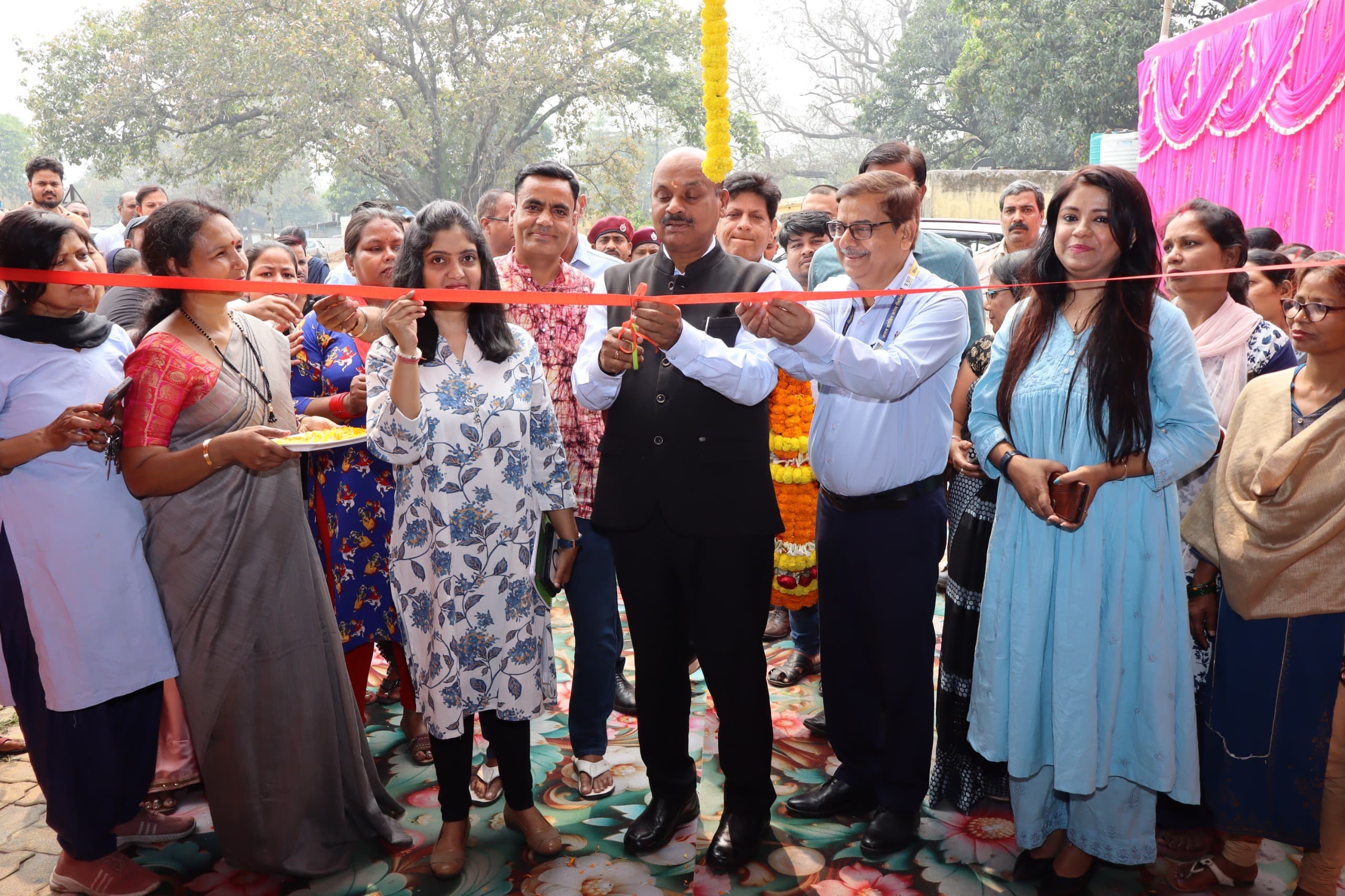 Dhanbad News: प्रशिक्षण से आत्मनिर्भर बनेंगे प्रतिभागी : निदेशक