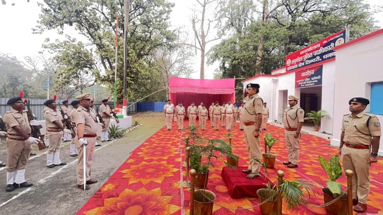 Dhanbad News: प्रिंस खान से जुड़ा हर अपराधी पुलिस के टारगेट पर : डीआइजी