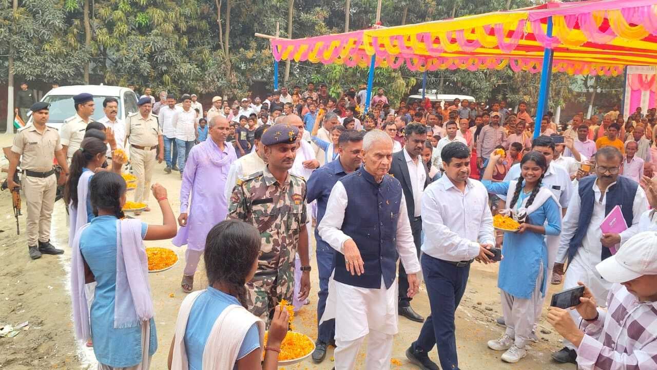 1 करोड़ 73 लाख की लागत से निर्मित मवि रसुआर का उर्जा मंत्री ने किया उदघाटन