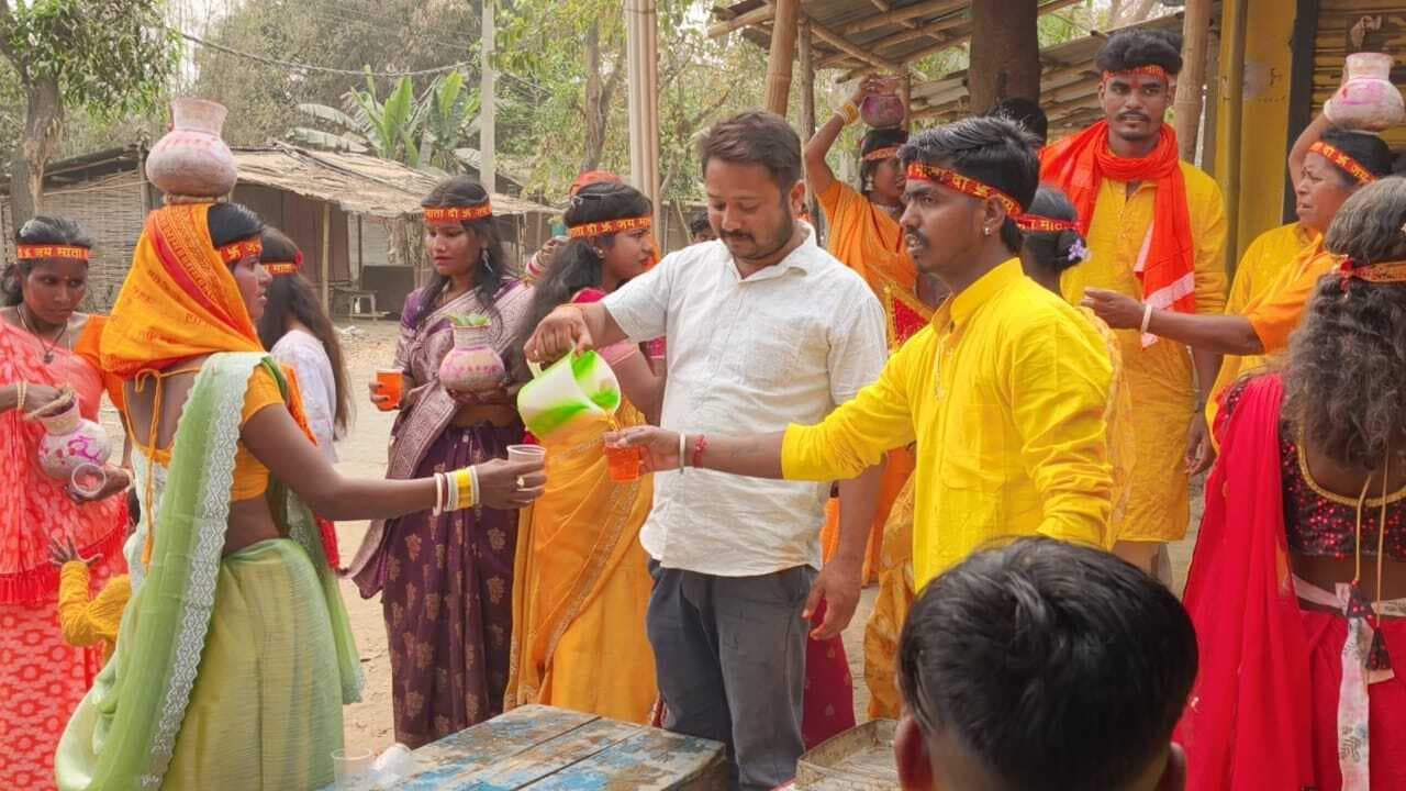 दक्षिण केलाबाड़ी में 72 घंटे के अखंड हरिनाम संकीर्तन का शुभारंभ