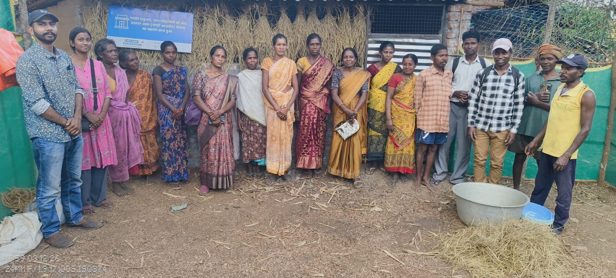 तोरपा में उद्यमिनी परियोजना के तहत खुली अंडा उत्पादन इकाई