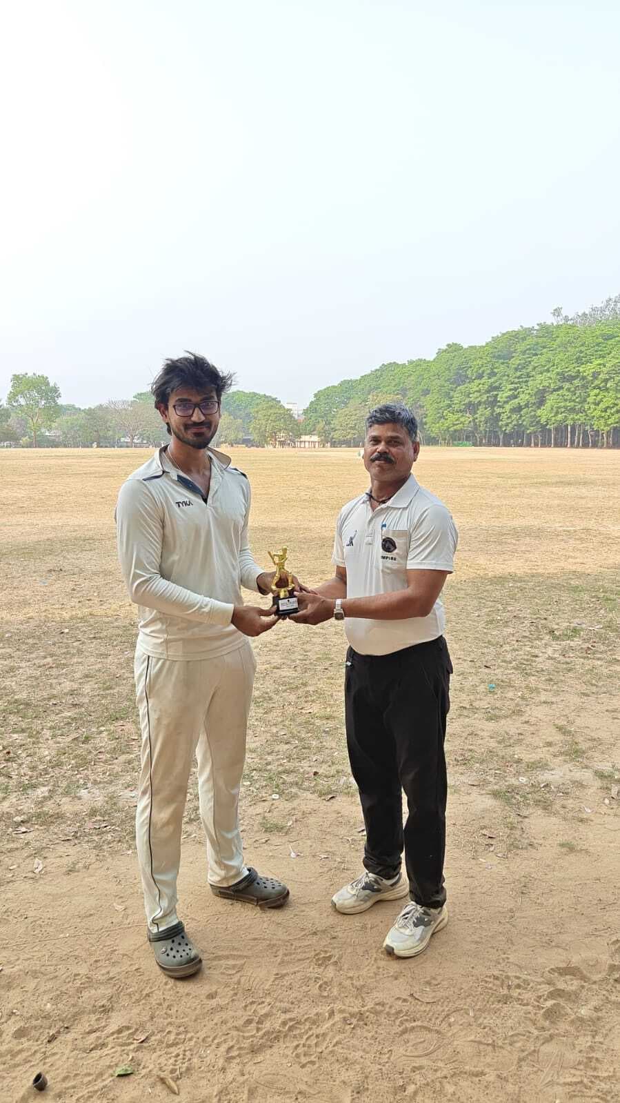 Jsca a dvision league rural blues win: भरत जी सिंह का शतक, लोयोला ब्लूज की शानदार जीत
