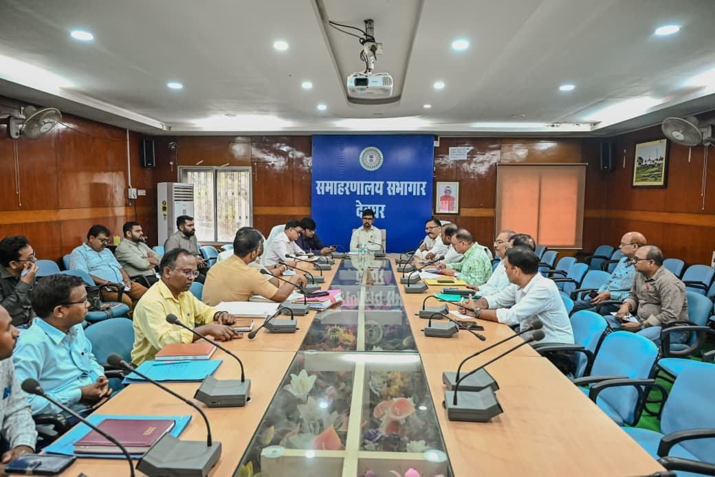 Deoghar News : 16 से केकेएन स्टेडियम में सजेगी बॉलीवुड कलाकारों की महफिल