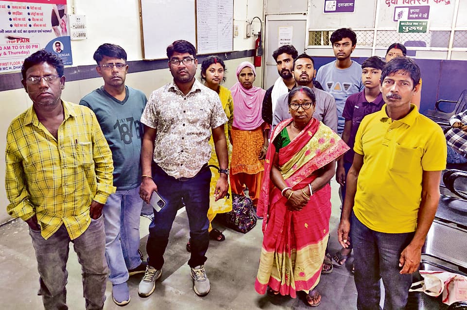 Dhanbad News: एसएनएमएमसीएच में एक साल से फैक्टर 8 व 9 इंजेक्शन नहीं, हिमोफिलिया मरीजों में नाराजगी